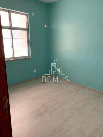 Apartamento à venda com 2 quartos, 75m² - Foto 5