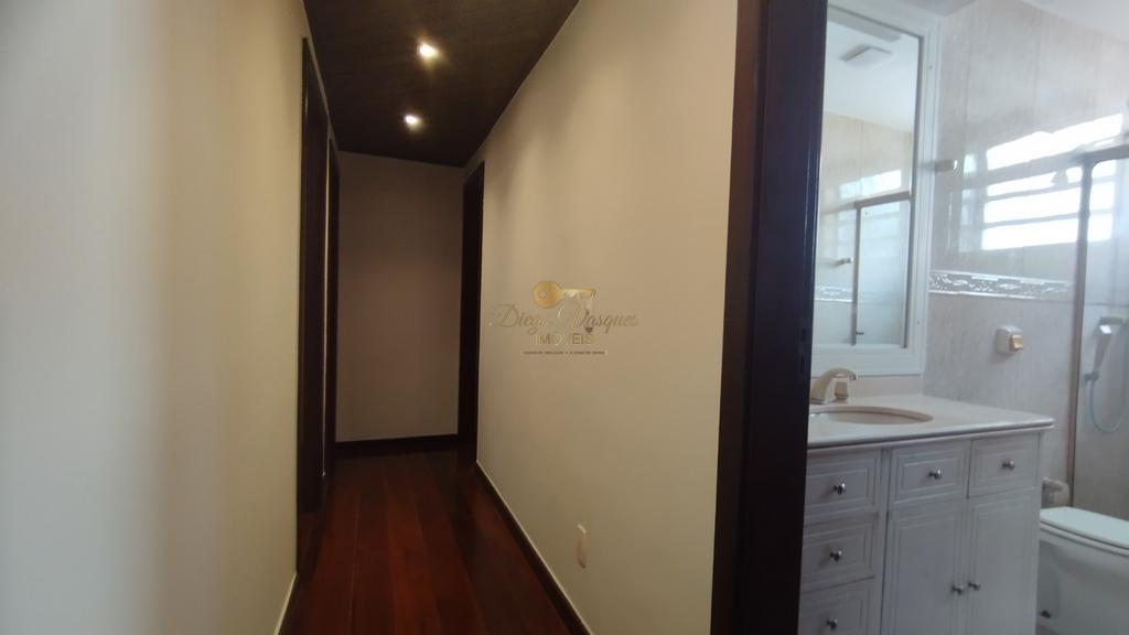 Apartamento à venda com 3 quartos, 131m² - Foto 23