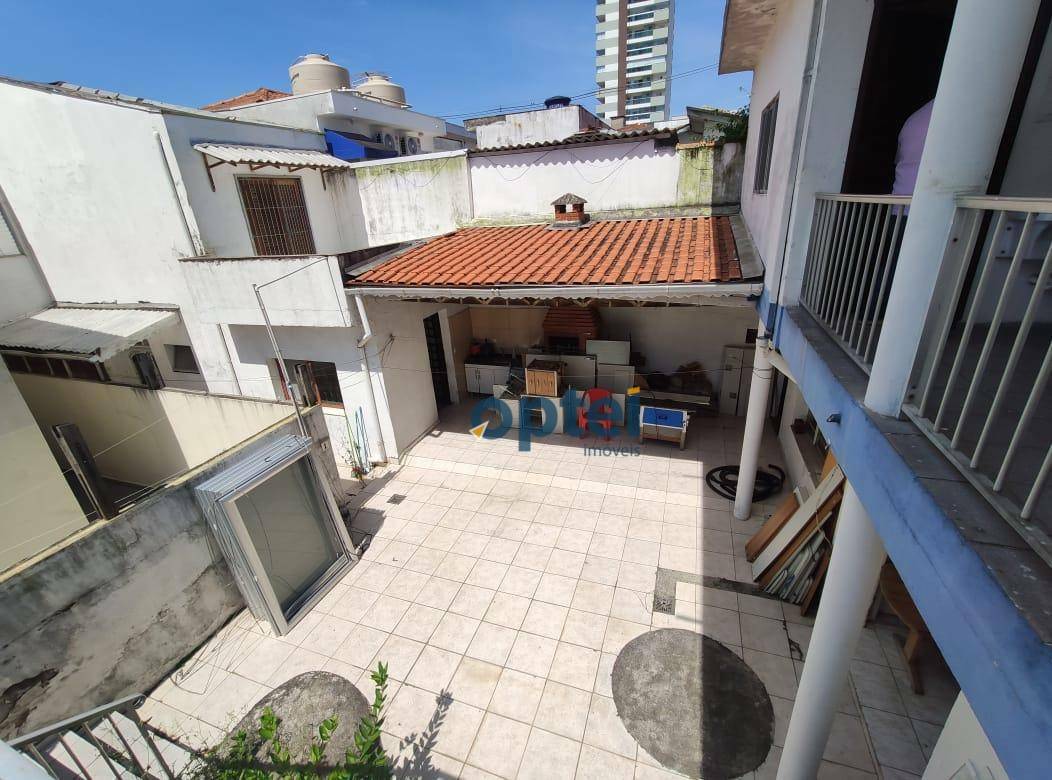 Casa à venda e aluguel com 9 quartos, 270m² - Foto 14