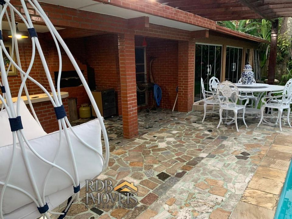 Casa à venda com 3 quartos, 900m² - Foto 10