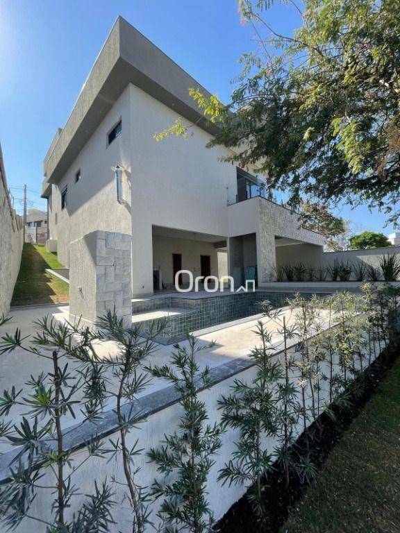 Sobrado à venda com 4 quartos, 319m² - Foto 4