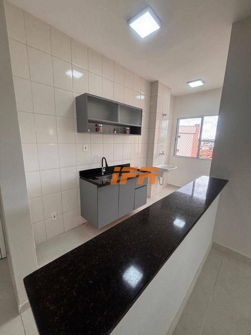 Apartamento à venda com 2 quartos, 54m² - Foto 2