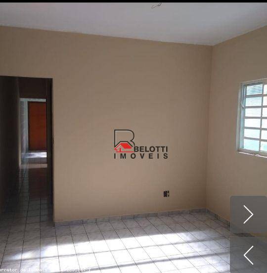 Casa à venda com 2 quartos, 98m² - Foto 9