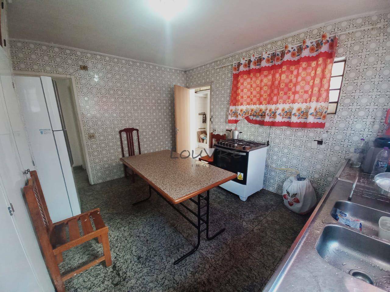 Casa à venda e aluguel com 4 quartos, 201m² - Foto 8