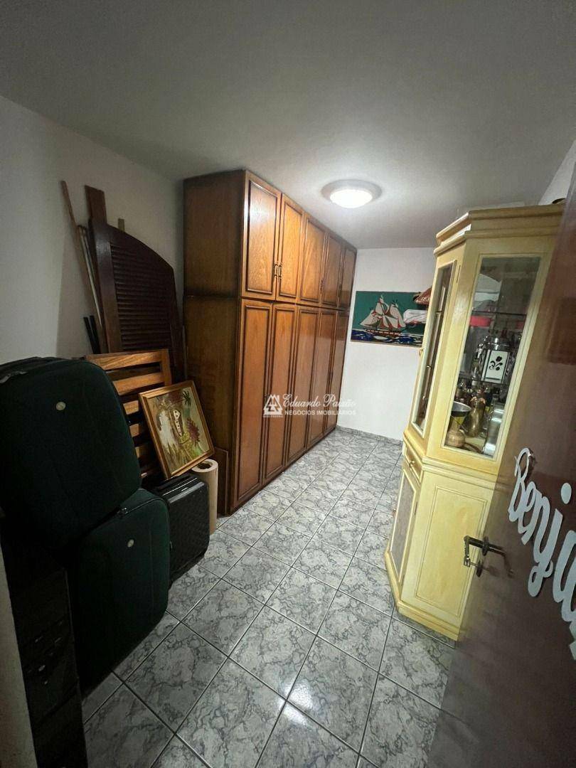 Sobrado à venda e aluguel com 3 quartos, 220m² - Foto 38