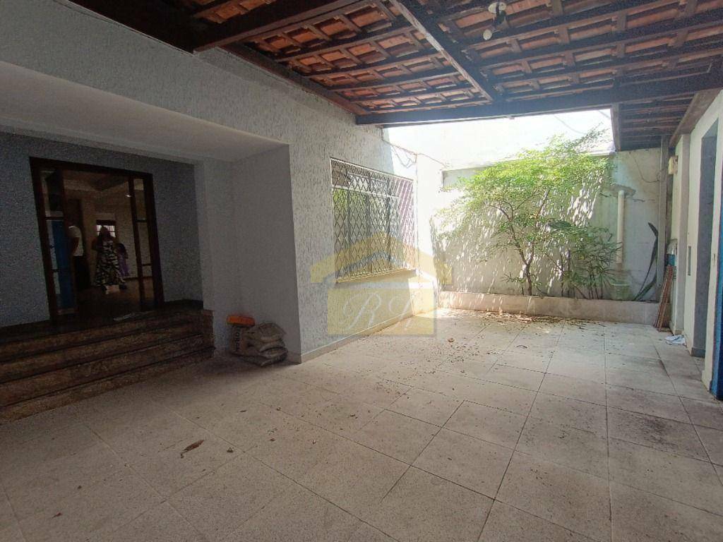 Sobrado à venda e aluguel com 4 quartos, 281m² - Foto 24