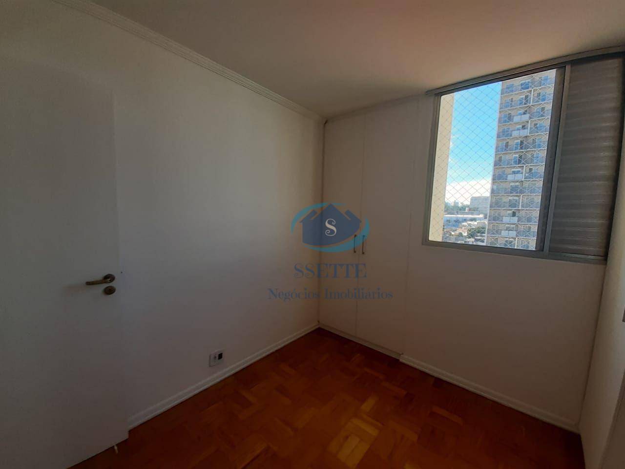 Apartamento à venda com 2 quartos, 56m² - Foto 3