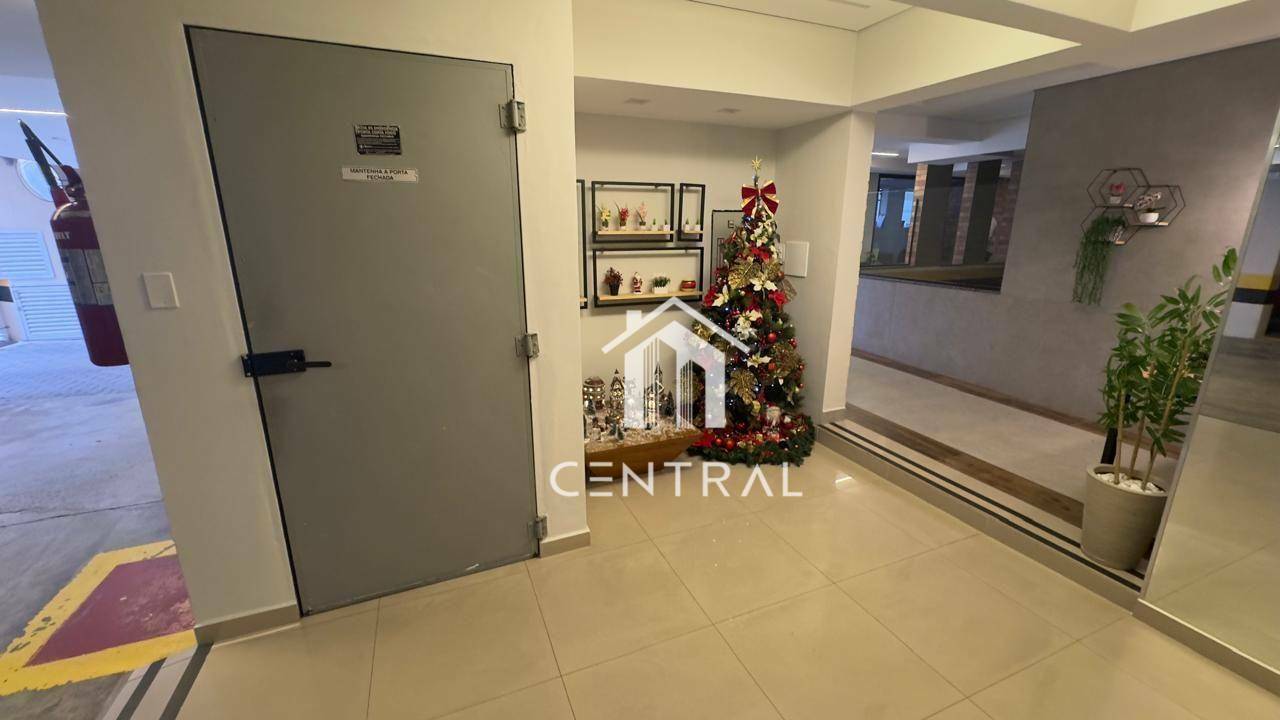 Apartamento para alugar com 2 quartos, 62m² - Foto 10