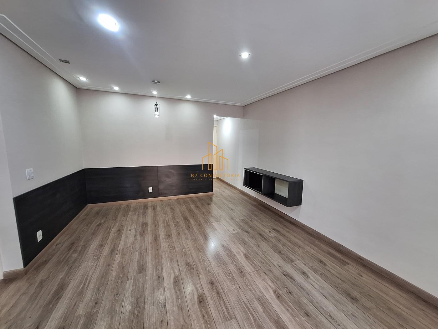 Apartamento para alugar com 2 quartos, 105m² - Foto 4