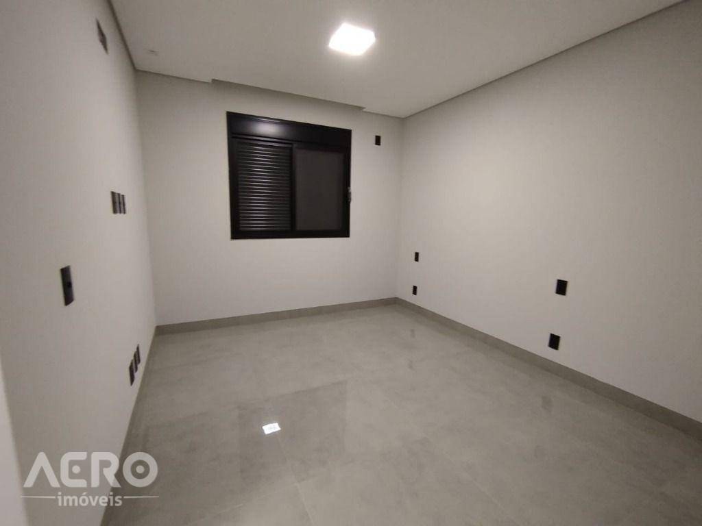 Casa de Condomínio à venda com 3 quartos, 243m² - Foto 23