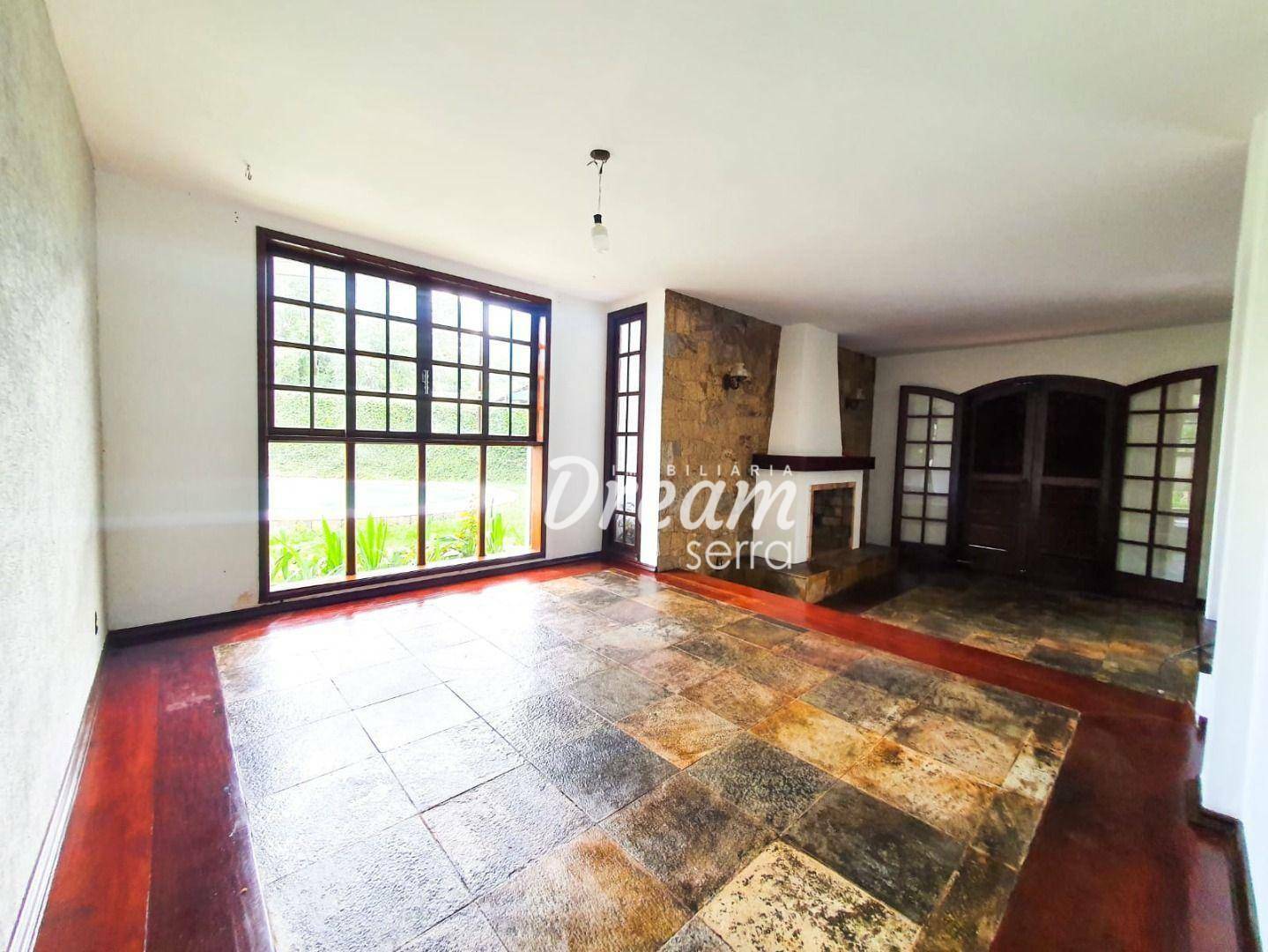 Casa à venda com 3 quartos, 162m² - Foto 4