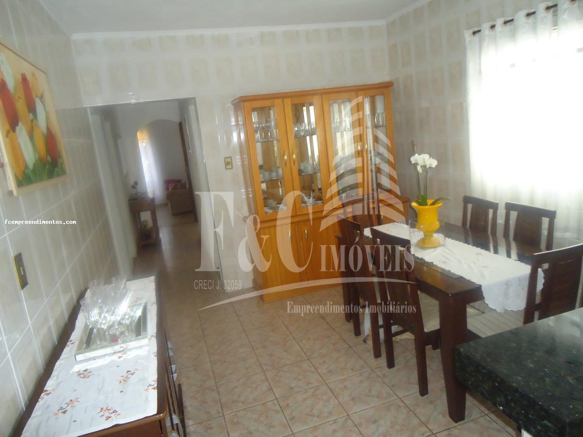 Casa à venda com 2 quartos, 295m² - Foto 13