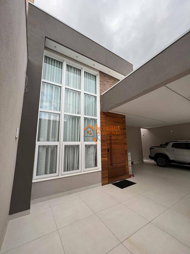 Casa à venda com 3 quartos, 250m² - Foto 1