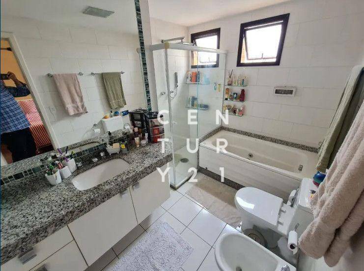 Apartamento à venda com 3 quartos, 177m² - Foto 11