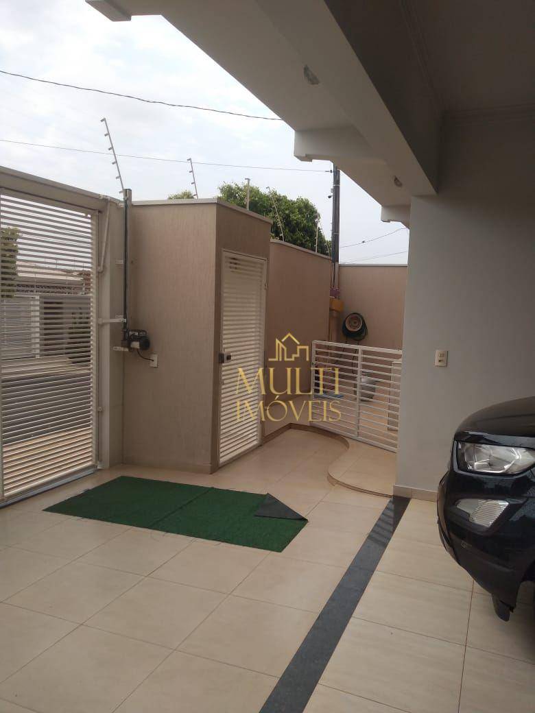 Sobrado à venda com 3 quartos, 160m² - Foto 4