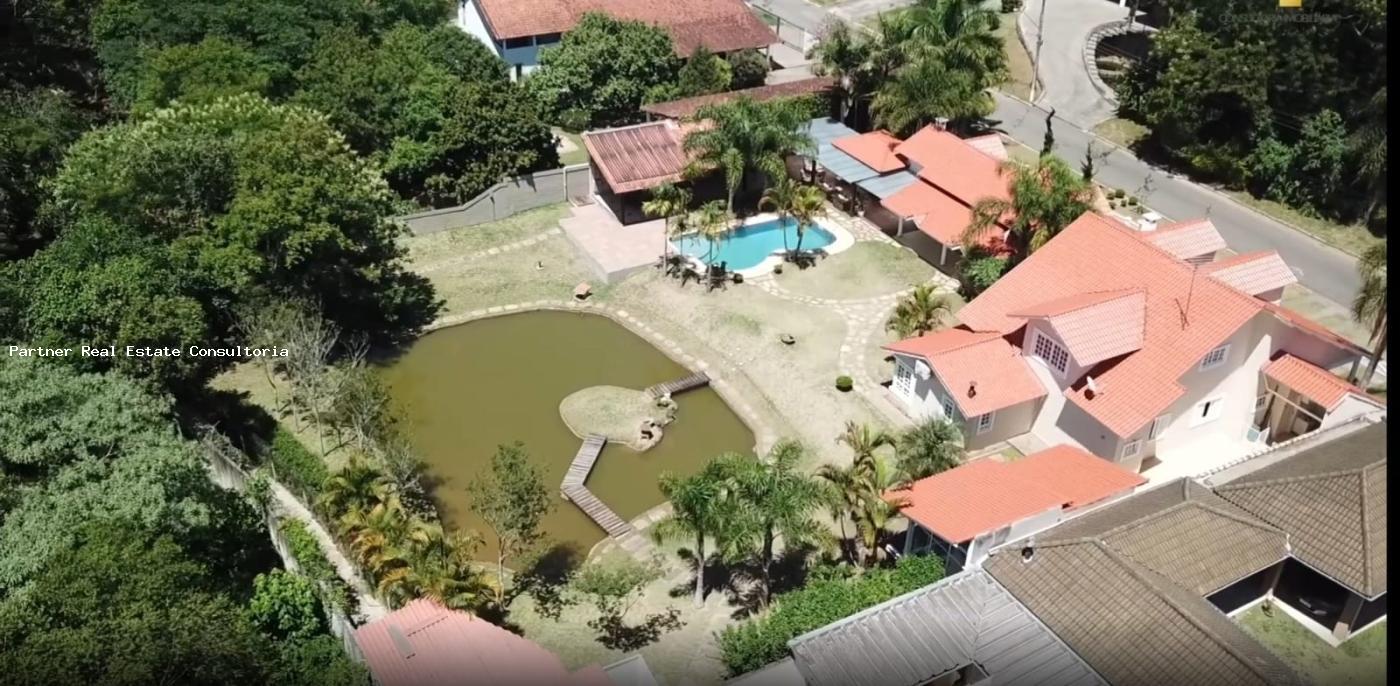 Casa de Condomínio à venda com 3 quartos, 2600m² - Foto 4