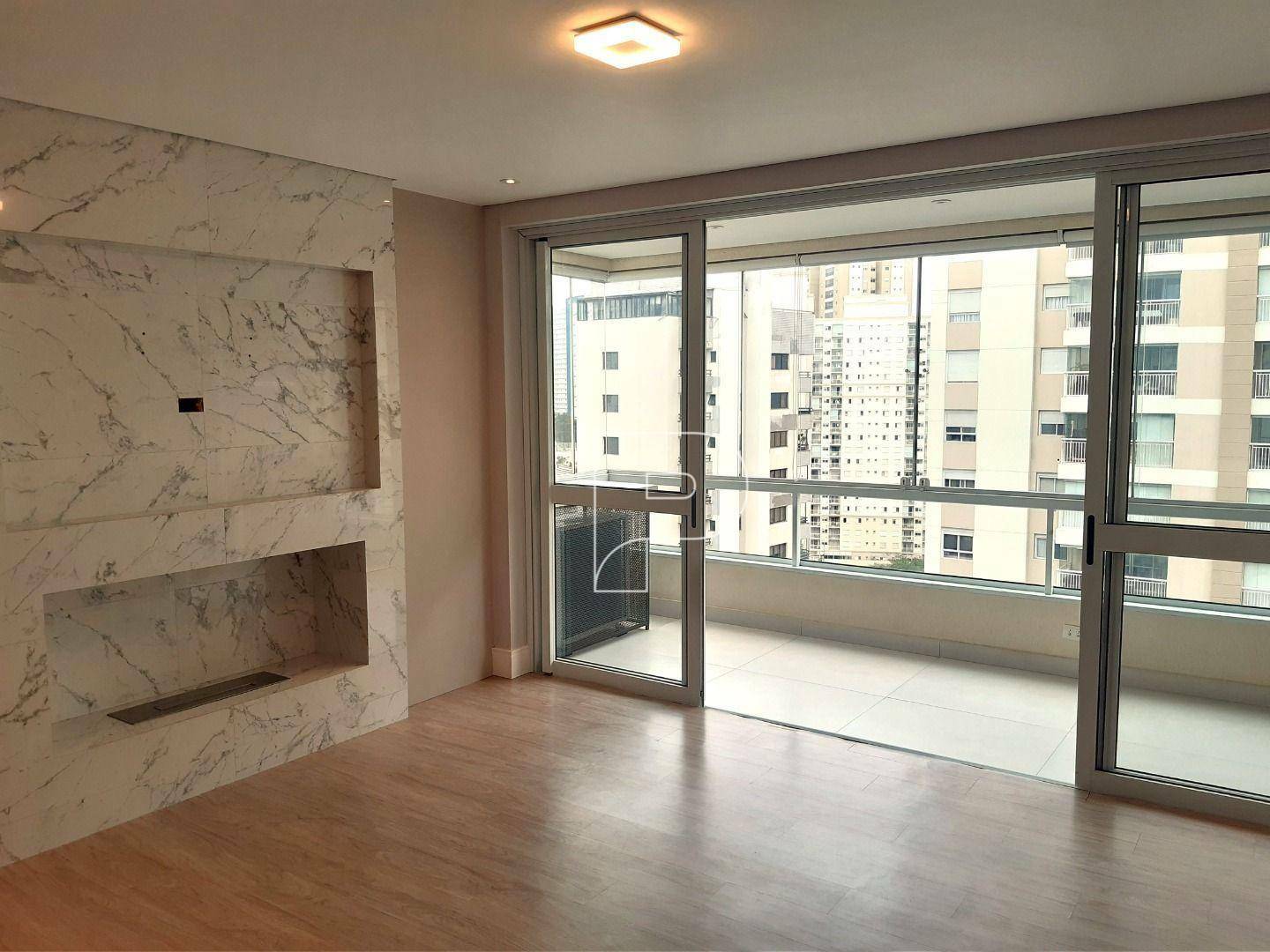 Apartamento à venda com 3 quartos, 115m² - Foto 1