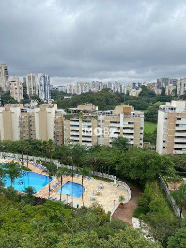 Apartamento à venda com 3 quartos, 182m² - Foto 23