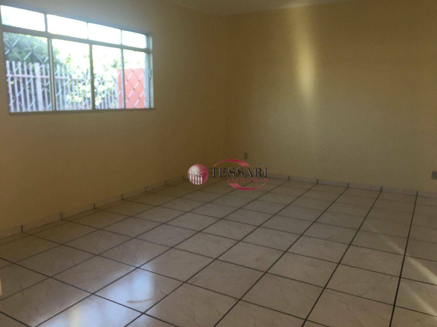 Casa à venda com 5 quartos, 192m² - Foto 4