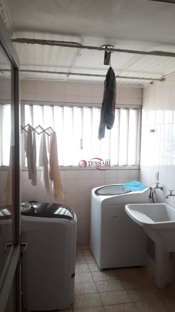 Apartamento à venda com 3 quartos, 157m² - Foto 18