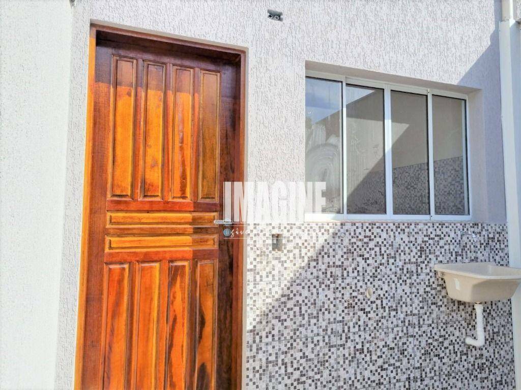 Sobrado à venda com 2 quartos, 66m² - Foto 4