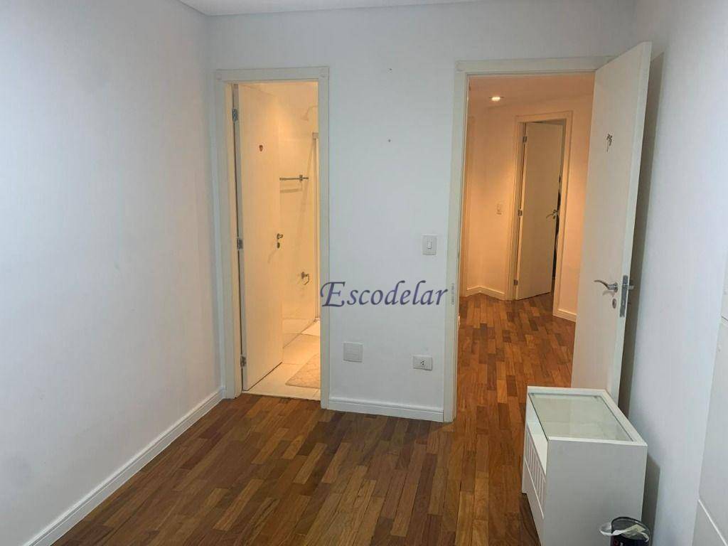 Casa de Condomínio para alugar com 4 quartos, 380m² - Foto 24