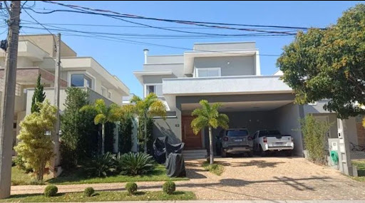 Casa de Condomínio à venda com 4 quartos, 310m² - Foto 1