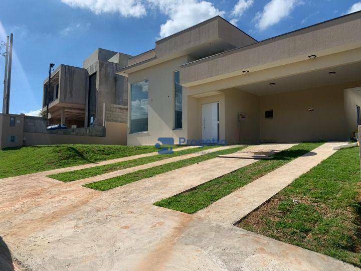 Casa de Condomínio à venda com 3 quartos, 200m² - Foto 2