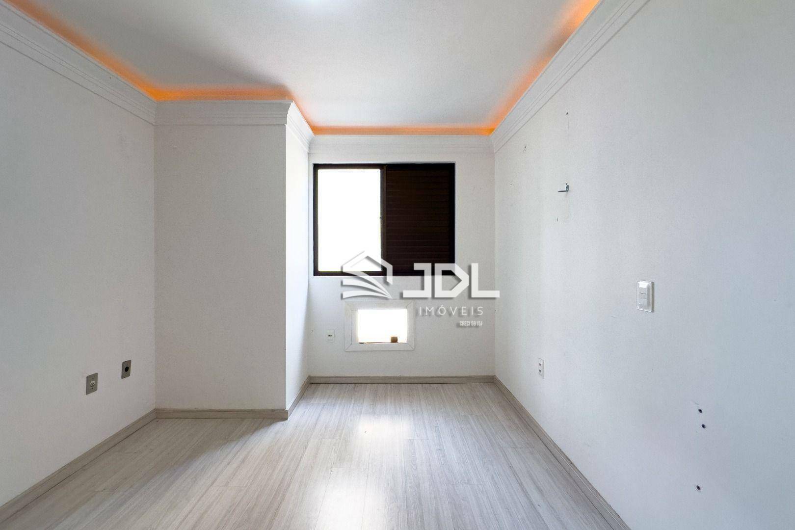 Apartamento à venda com 3 quartos, 118m² - Foto 22