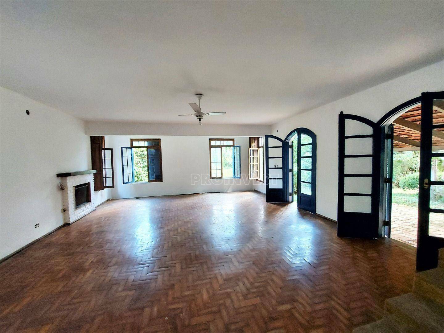 Casa de Condomínio à venda com 3 quartos, 300m² - Foto 11