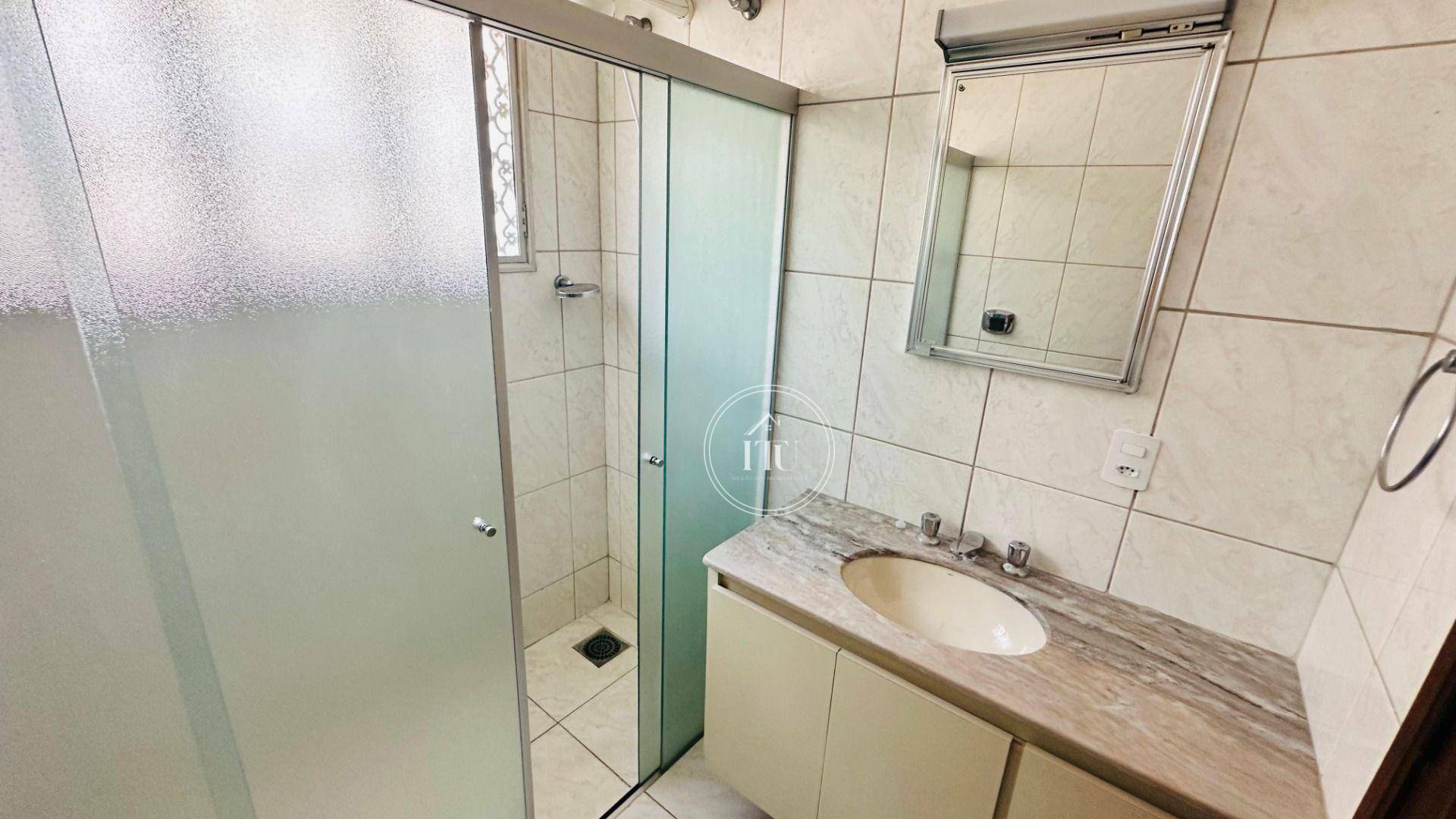 Casa de Condomínio para alugar com 3 quartos, 207m² - Foto 10