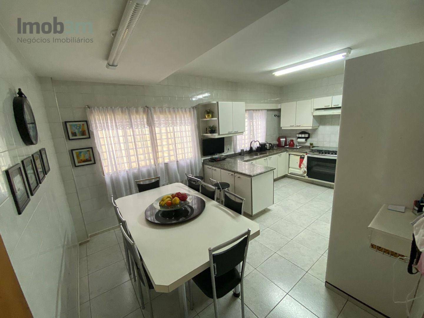 Sobrado à venda com 4 quartos, 360m² - Foto 14