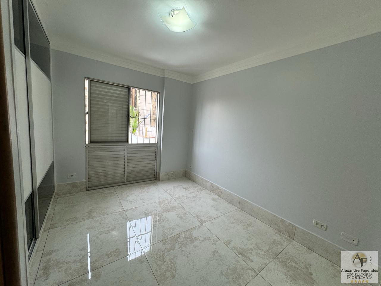 Apartamento à venda com 3 quartos, 94m² - Foto 23