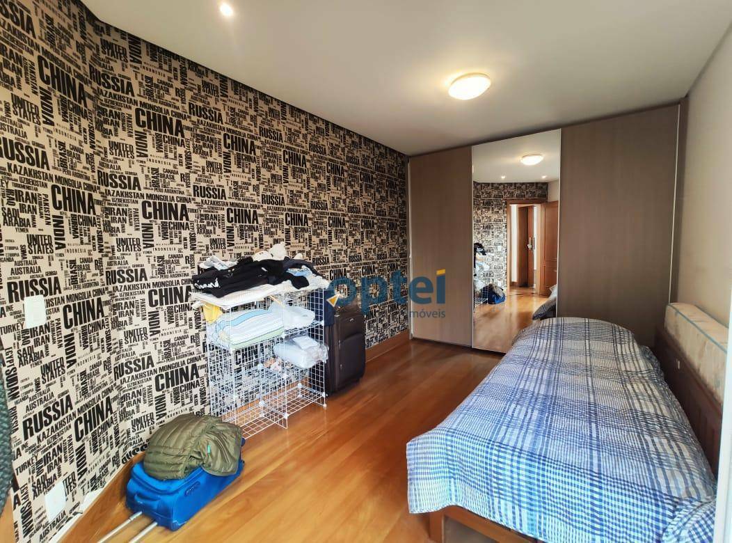 Casa à venda com 4 quartos, 250m² - Foto 14