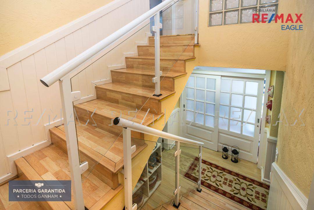 Casa à venda com 4 quartos, 400m² - Foto 12