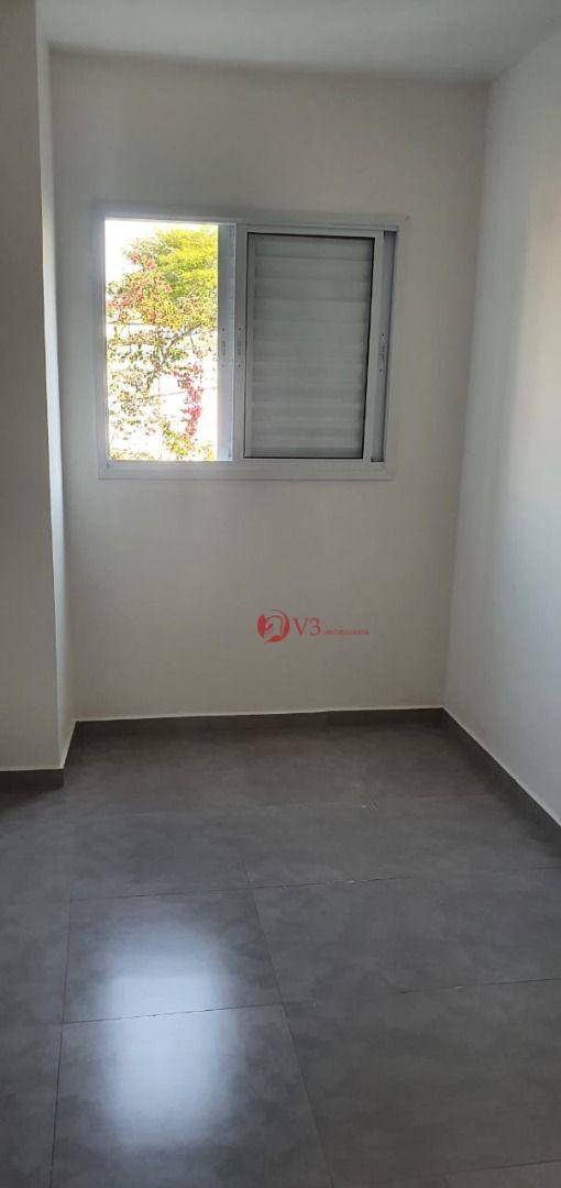 Apartamento à venda com 2 quartos, 36m² - Foto 2