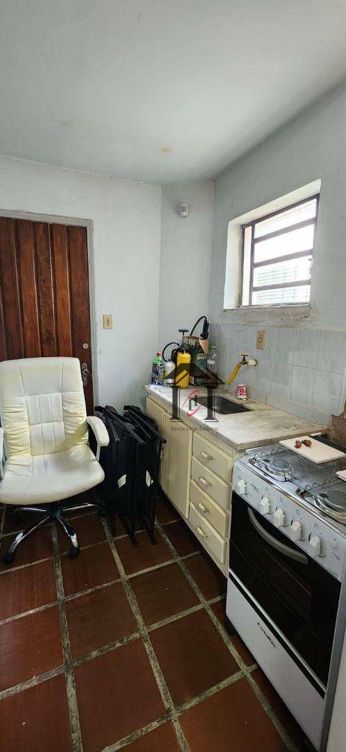 Casa à venda com 3 quartos, 157m² - Foto 6