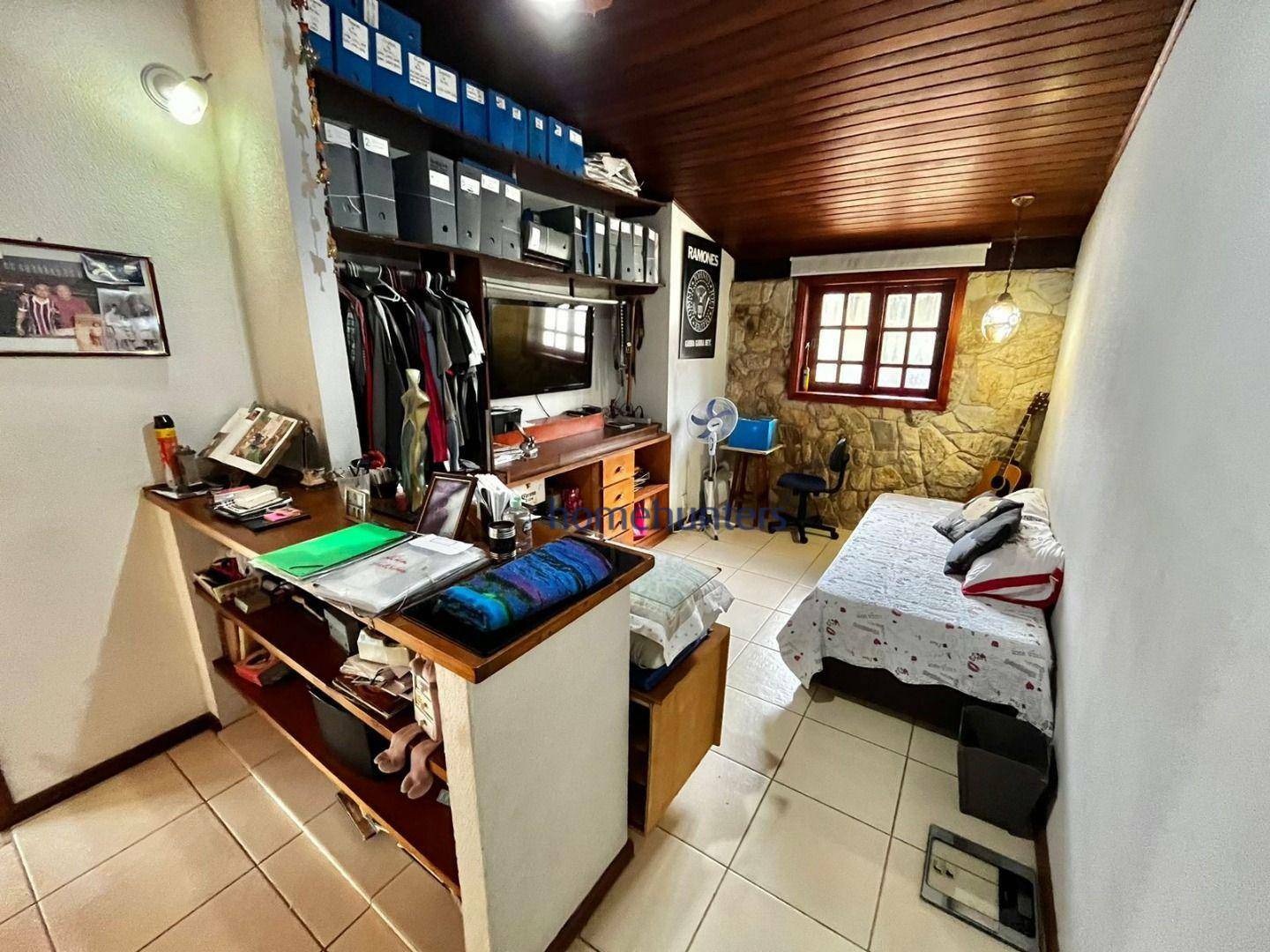 Casa de Condomínio à venda com 4 quartos, 208m² - Foto 16