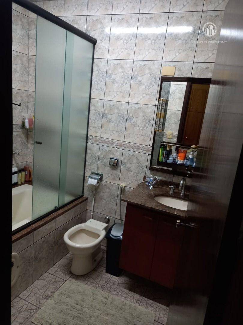 Sobrado à venda com 4 quartos, 490m² - Foto 18