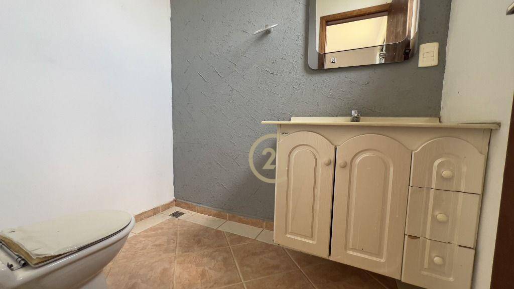 Casa para alugar com 3 quartos, 421m² - Foto 11