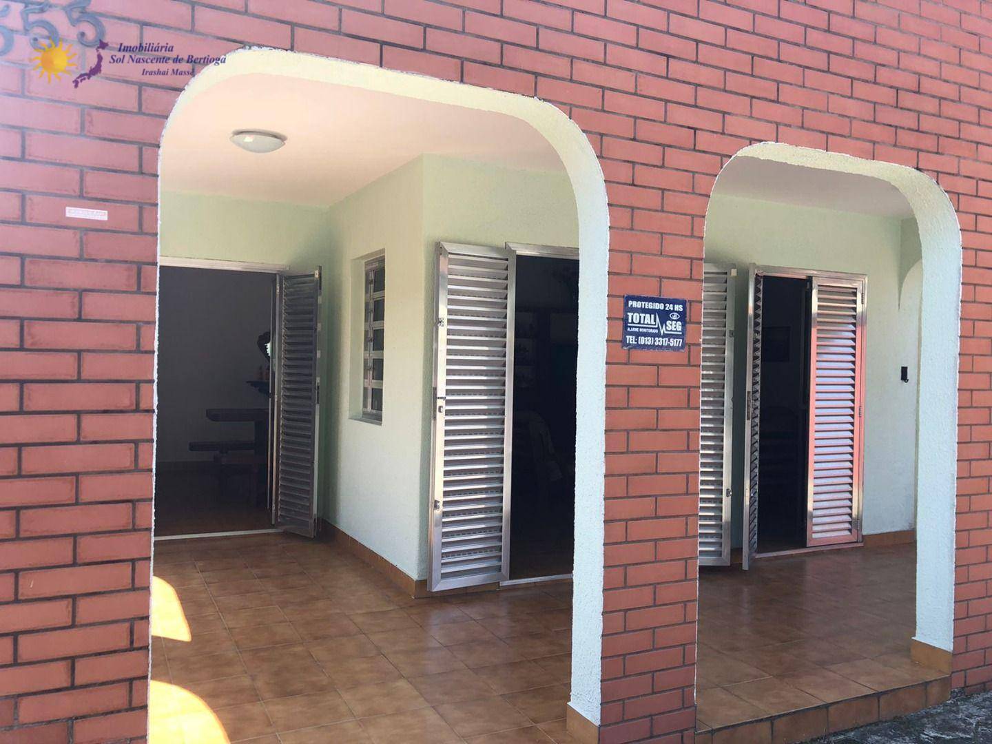 Casa à venda com 3 quartos, 195m² - Foto 3