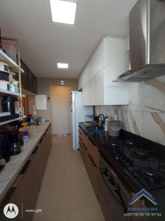 Apartamento à venda com 3 quartos, 77m² - Foto 37