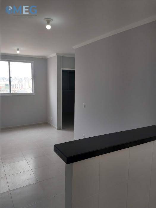 Apartamento para alugar com 2 quartos, 44m² - Foto 3