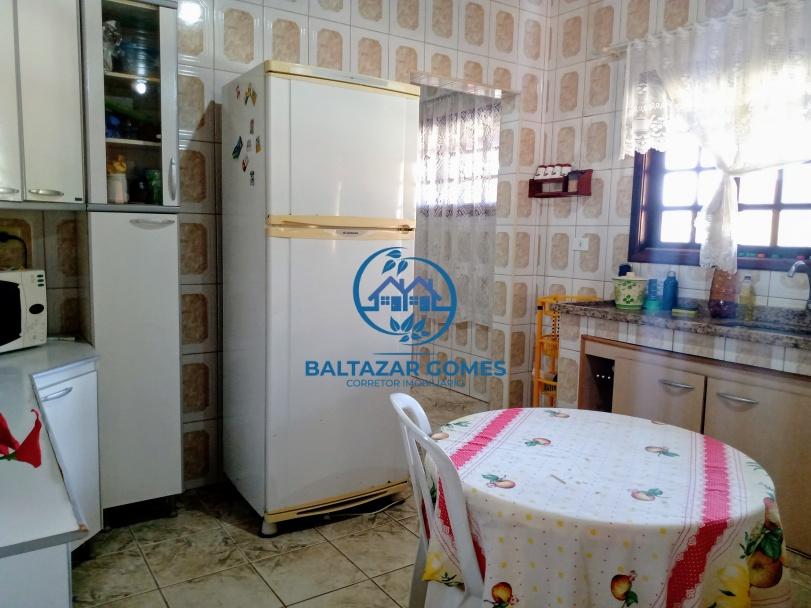 Chácara à venda com 2 quartos, 2700m² - Foto 9