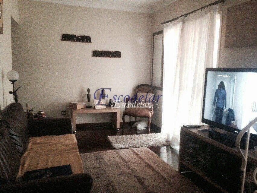 Apartamento à venda com 2 quartos, 70m² - Foto 4