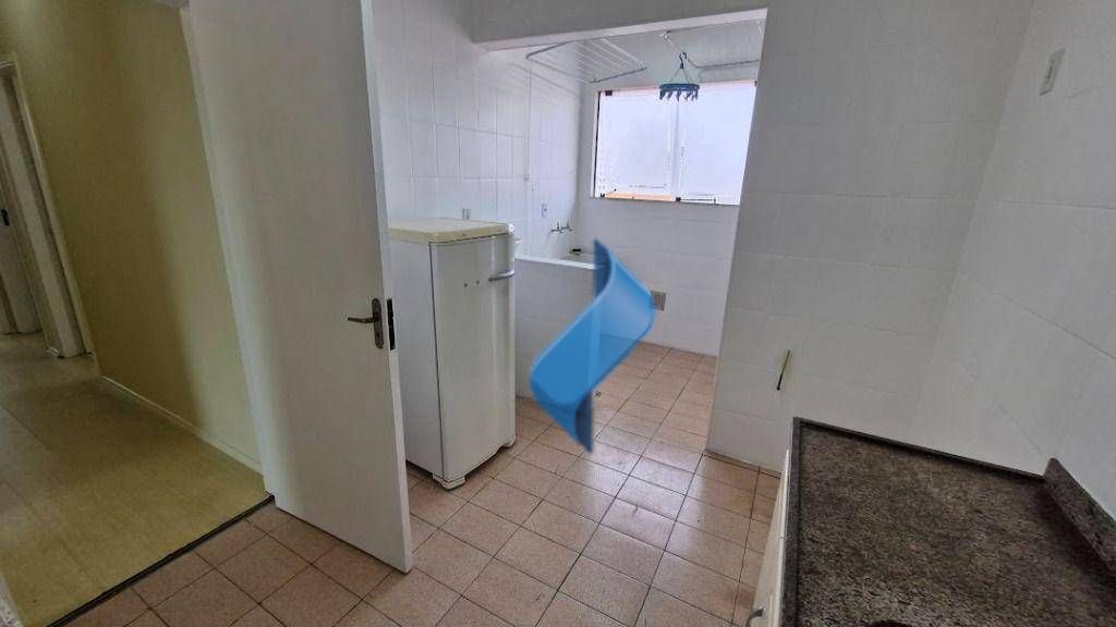 Apartamento para alugar com 3 quartos, 88m² - Foto 8