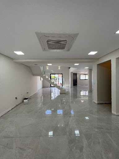 Sobrado à venda com 3 quartos, 358m² - Foto 7