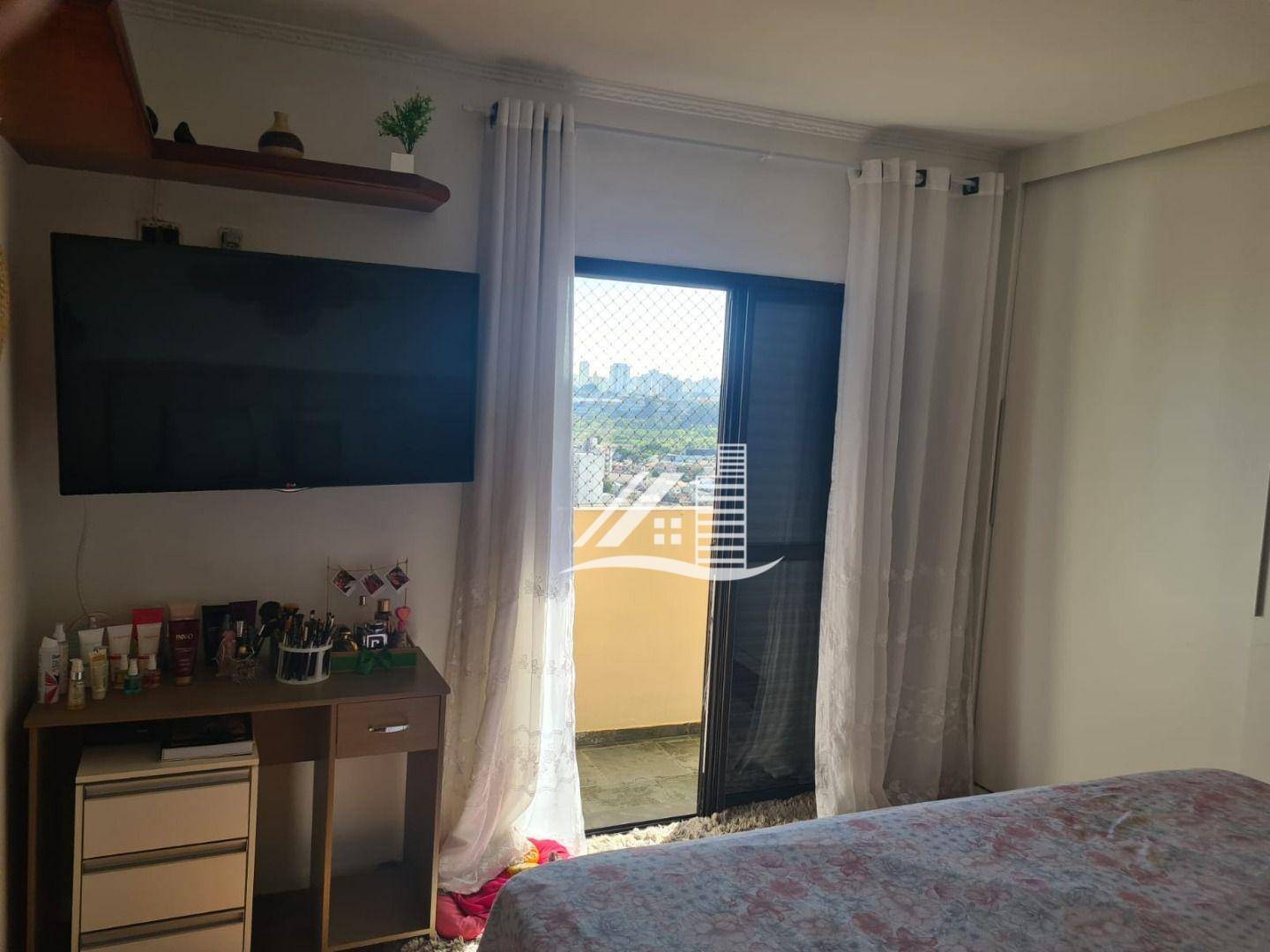 Apartamento à venda com 3 quartos, 135m² - Foto 12