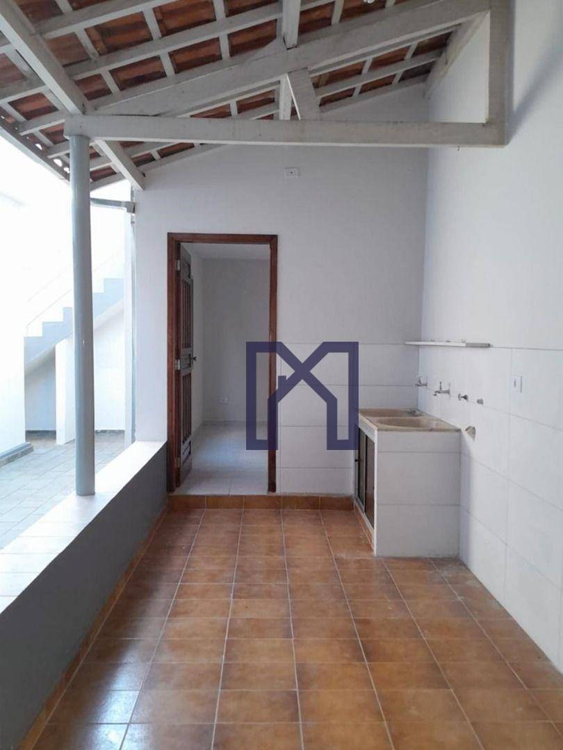 Casa à venda com 3 quartos, 142m² - Foto 13