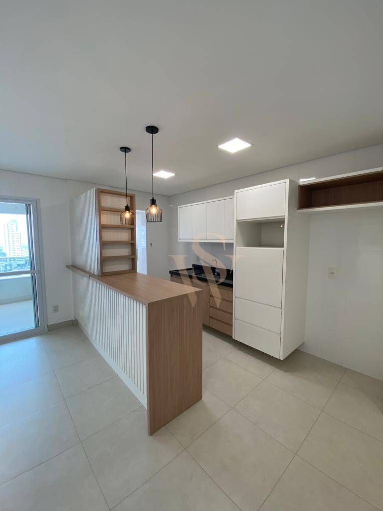 Apartamento à venda com 3 quartos, 95m² - Foto 1